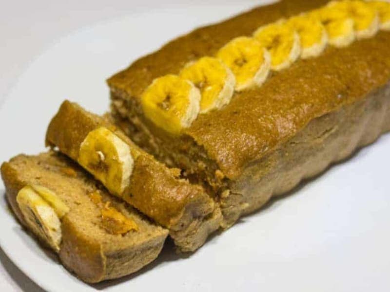 6 Ingredient Healthy Crockpot Banana Bread with Peanut Butter