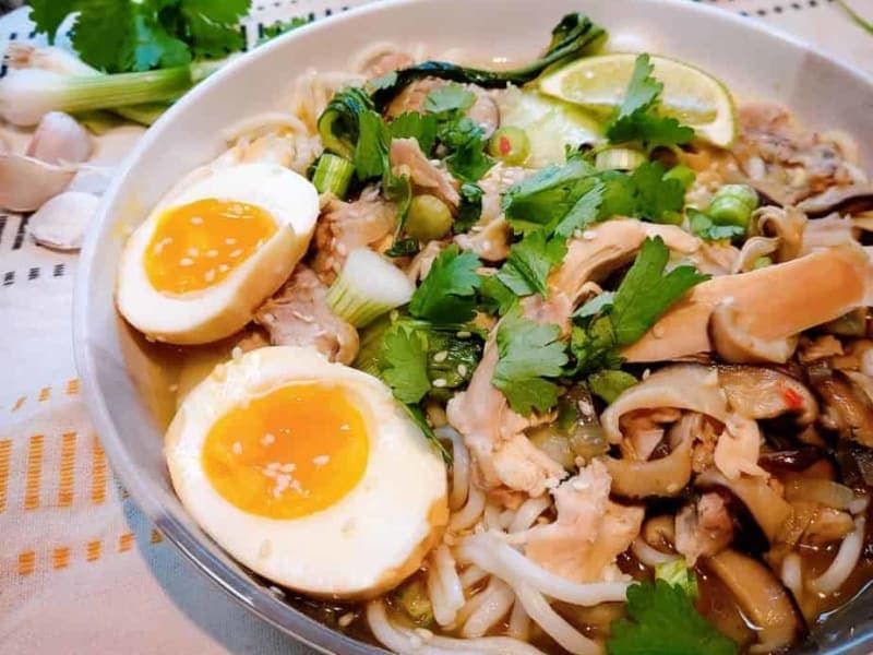 Easy Chicken Ramen