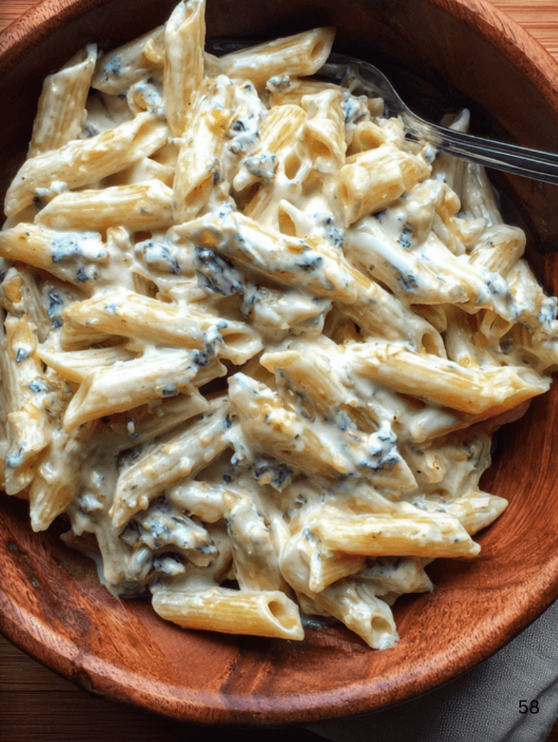 Penne with Gorgonzola Cheese (Penne al Gorgonzola)