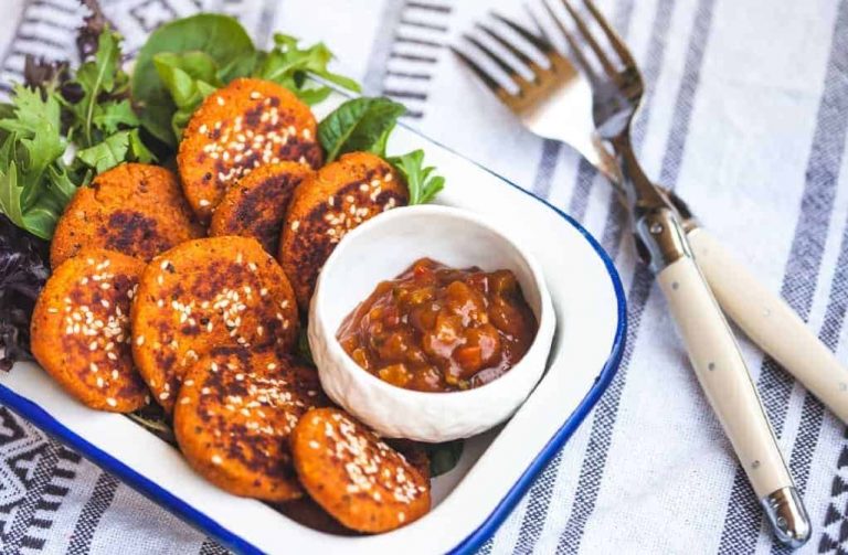 Spiced Red Lentil Mini Burgers