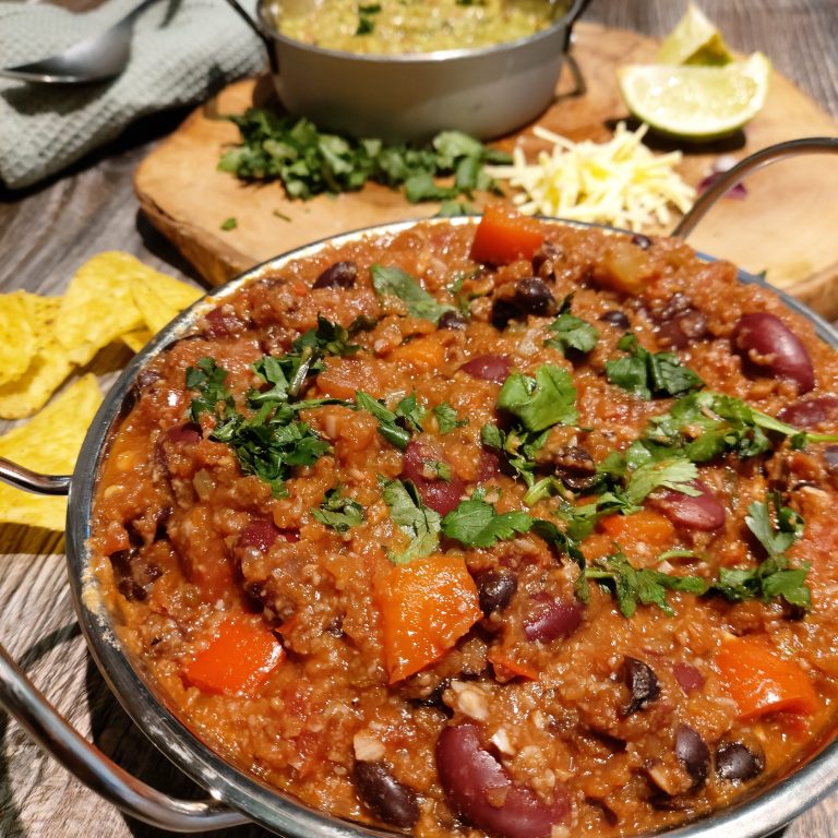 Ultimate Vanlife Vegan Chilli