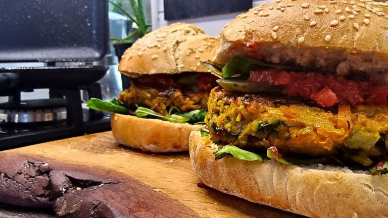 Vegan Bhaji Burgers With Piquanté Chutney