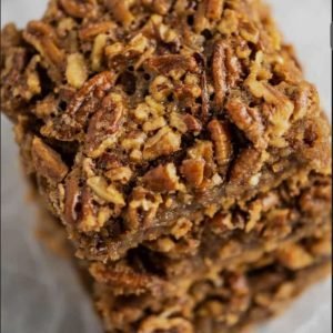 Maple pecan pie bars