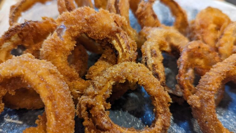 Easy Crsipy Onion Rings