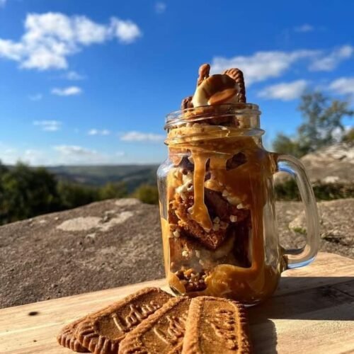 Biscoff & popcorn pudding jar recipe